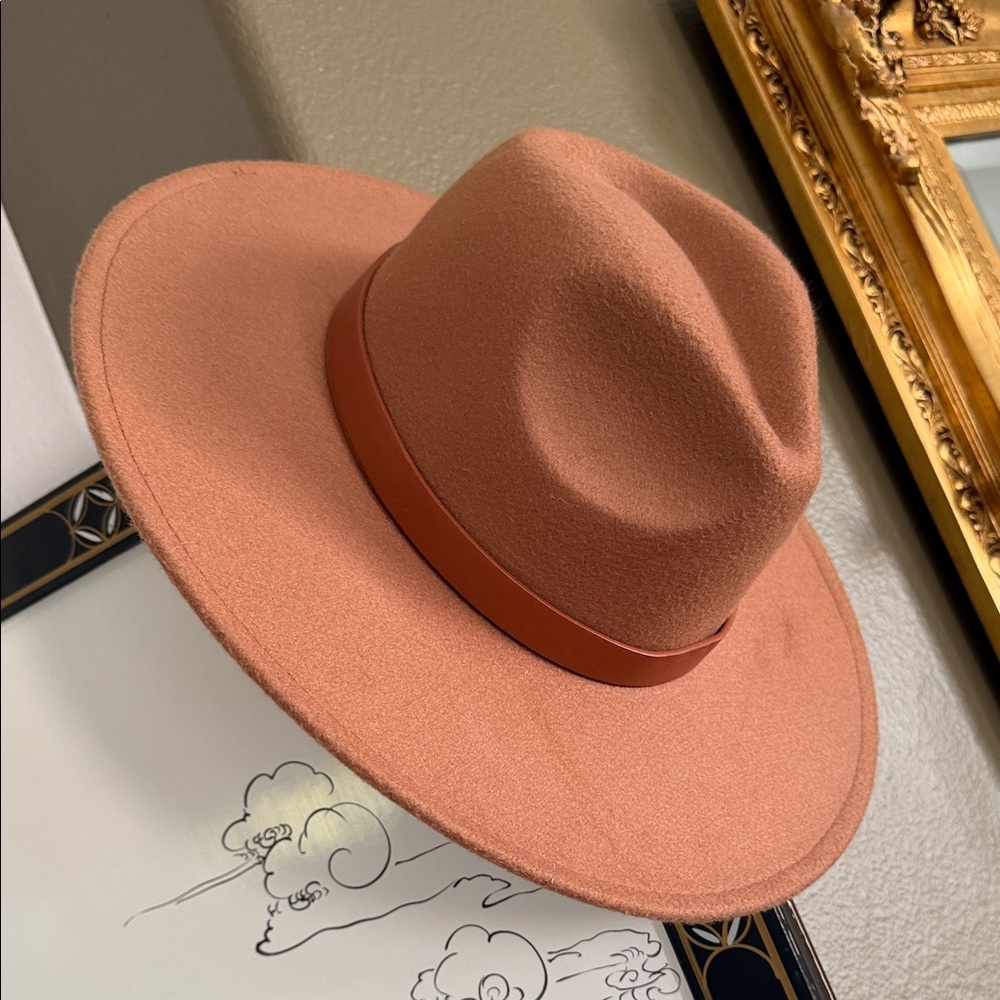 Stylish Tan Women's Hat